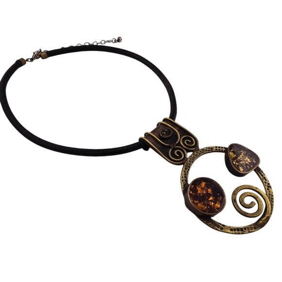 Vintage Artisan MCM Brutalist Bronze & Acrylic Pendant on Leather Necklace (A866 - Picture 2 of 6